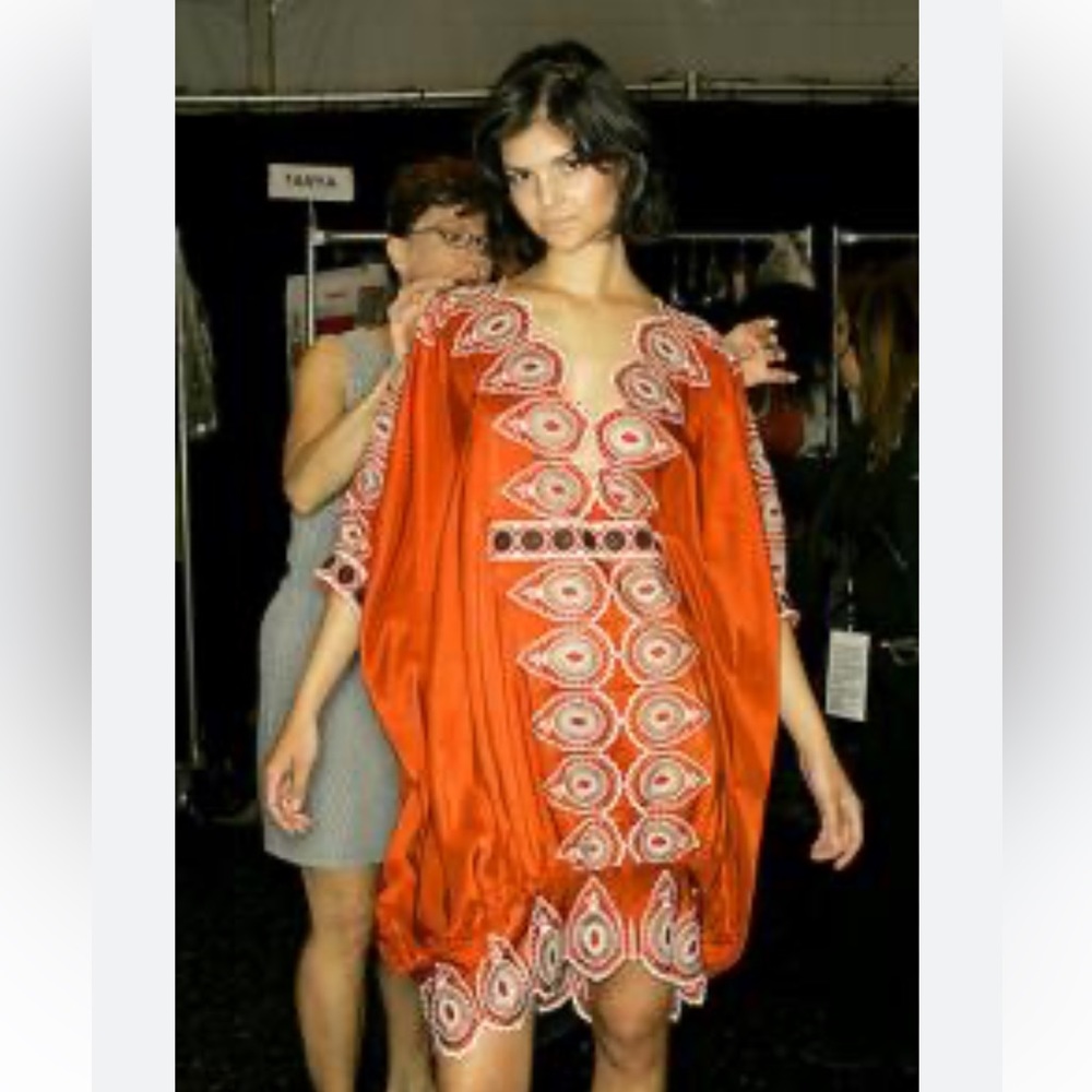 BCBG RUNWAY DRESS